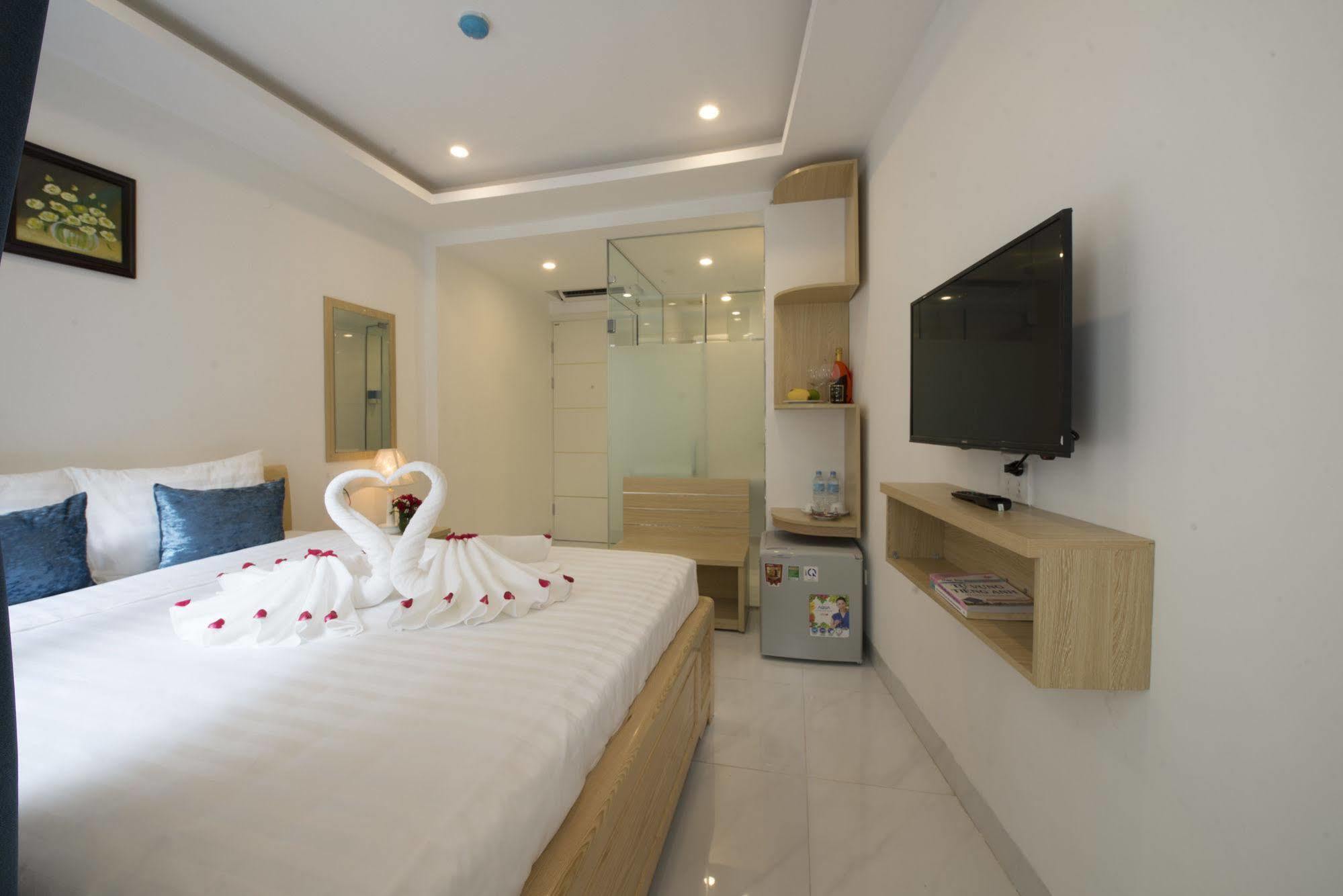 Ha Noi Holiday Center Hotel Hanoi Exterior foto