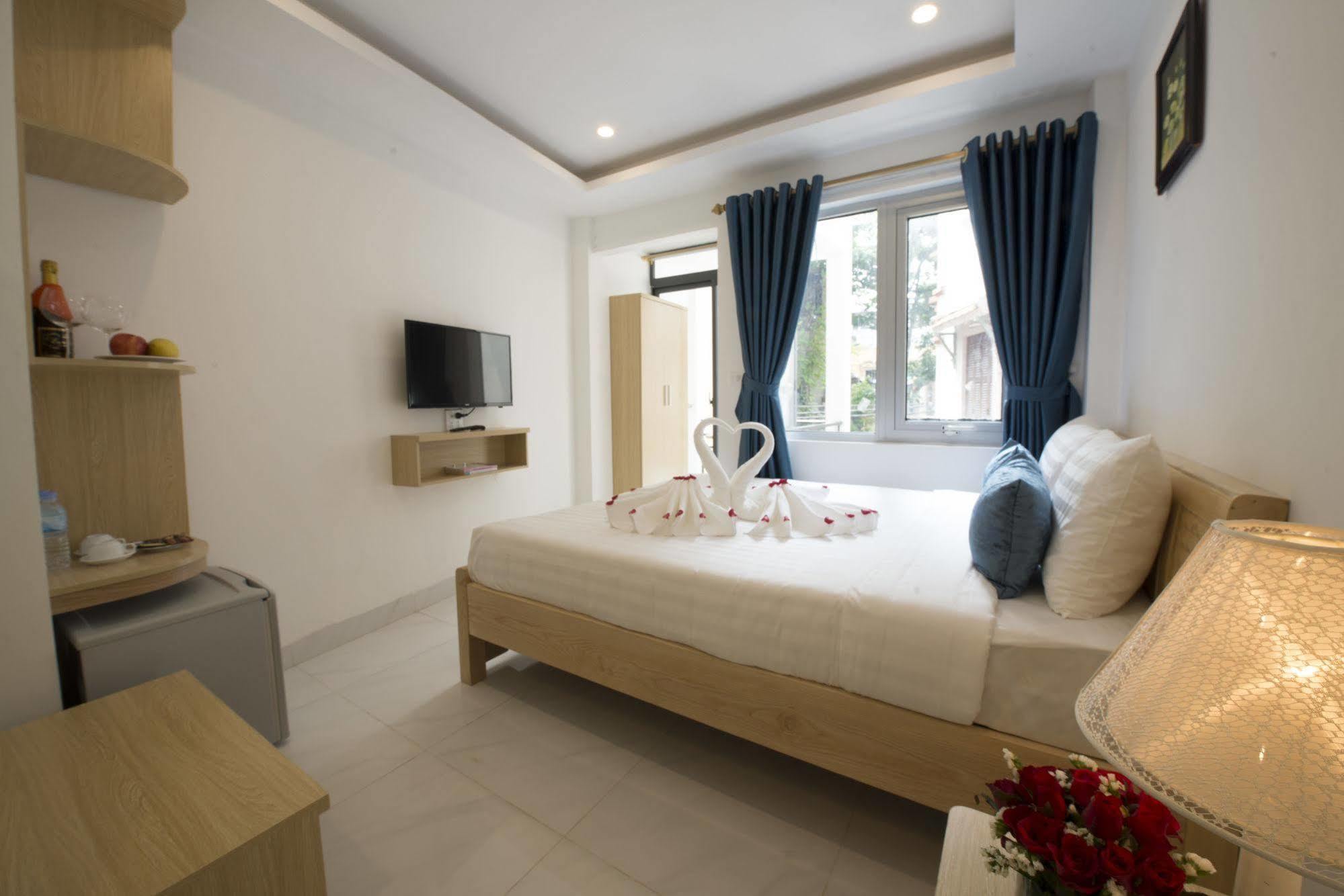 Ha Noi Holiday Center Hotel Hanoi Exterior foto